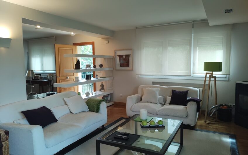 CASA AISLADA EN VENTA. ZIZUR MAYOR