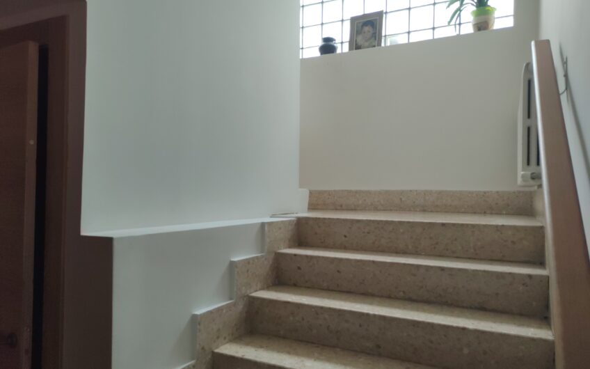 CASA AISLADA EN VENTA. ZIZUR MAYOR