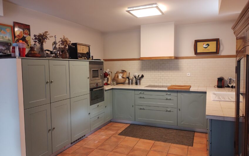 CASA AISLADA EN VENTA. ZIZUR MAYOR