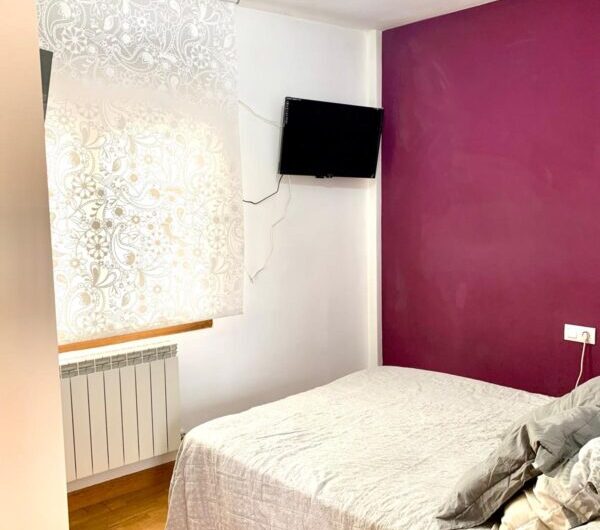 CASA ADOSADA EN VENTA. LODOSA