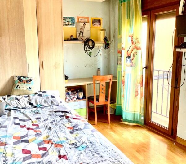 CASA ADOSADA EN VENTA. LODOSA